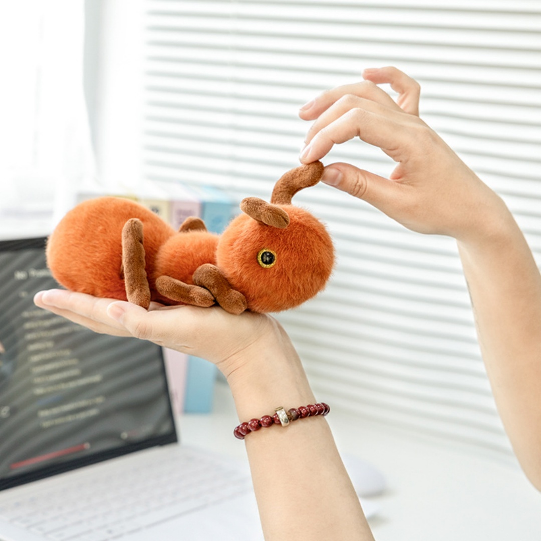 20cmの可愛いアリのぬいぐるみ、昆虫の柔らかいスクイーズ、 - Kids Education Movies のレビューと価格